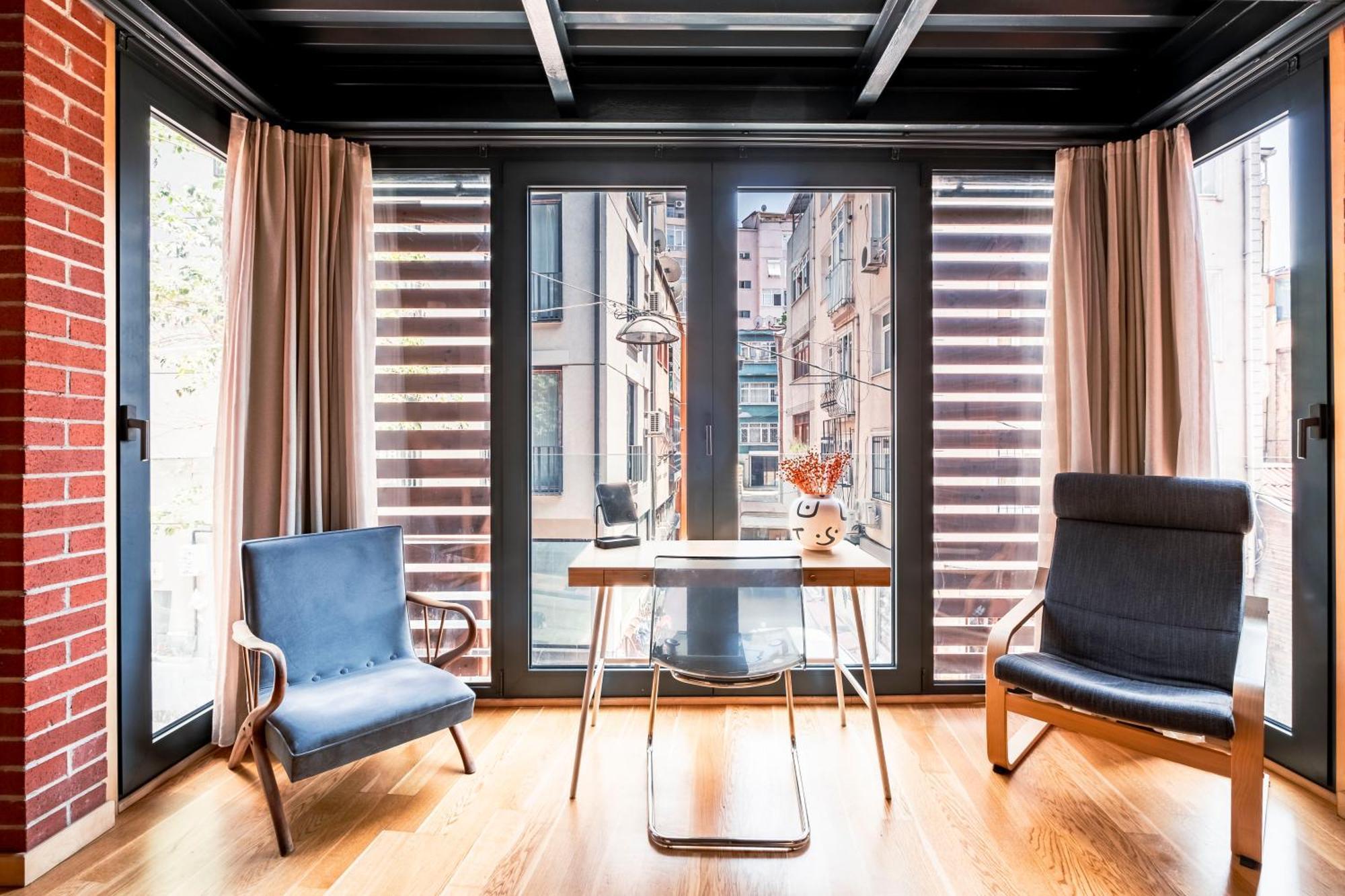 Homie Suites - "Loft 27" Urban Comfort Suites In The Heart Of Cihangir Istanbul Eksteriør bilde