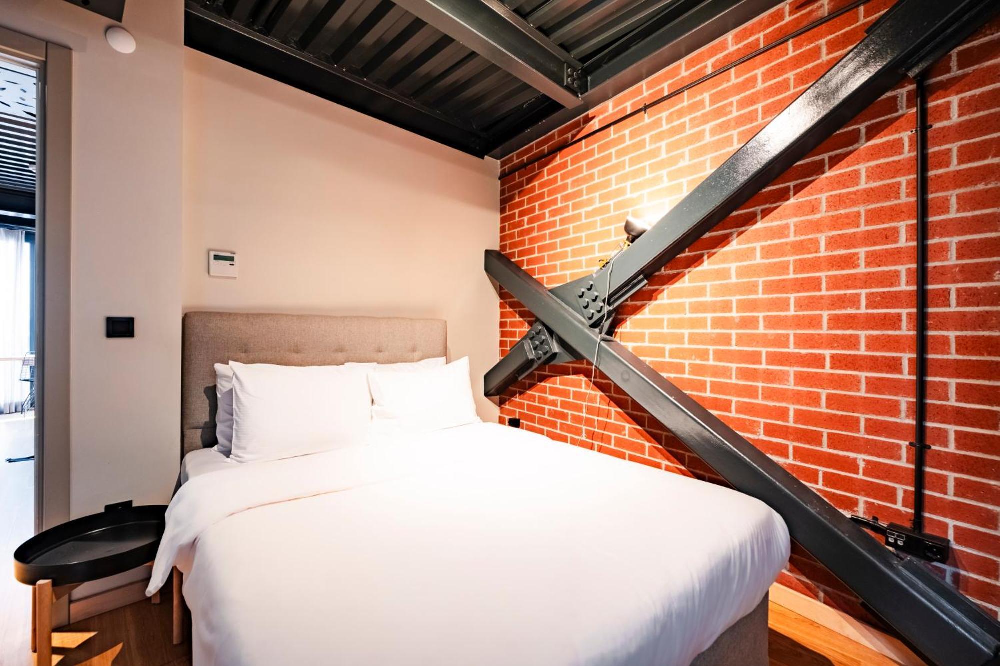 Homie Suites - "Loft 27" Urban Comfort Suites In The Heart Of Cihangir Istanbul Eksteriør bilde